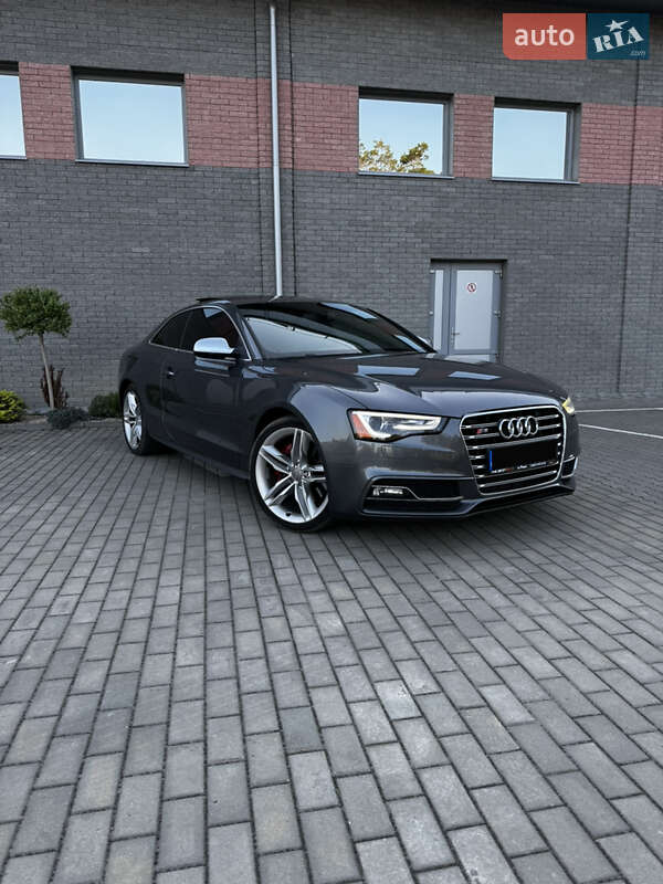 Audi S5