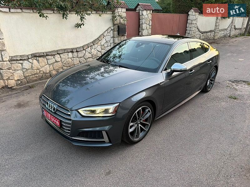 Audi S5
