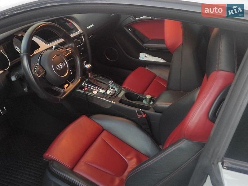 Купе Audi S5 2015 в Киеве