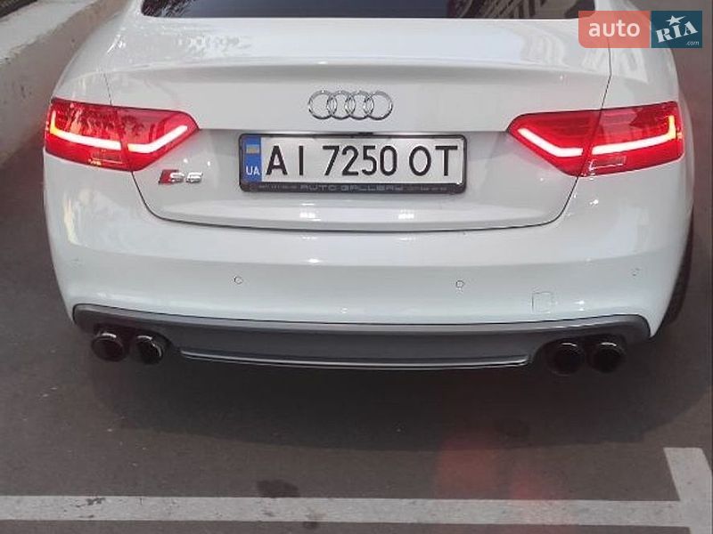 Купе Audi S5 2015 в Киеве