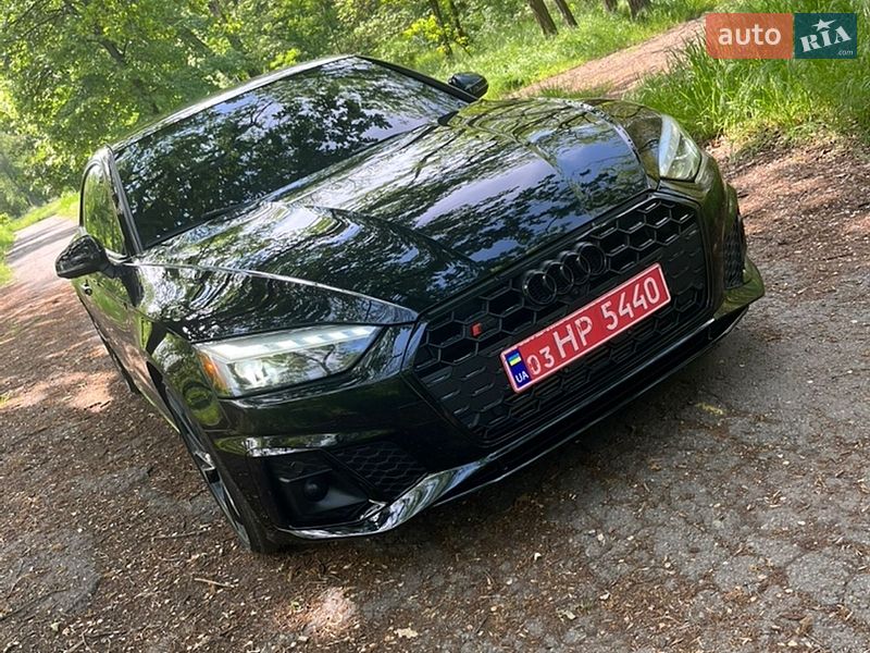 Купе Audi S5 2022 в Павлограде
