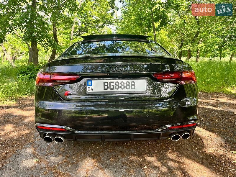 Купе Audi S5 2022 в Павлограде
