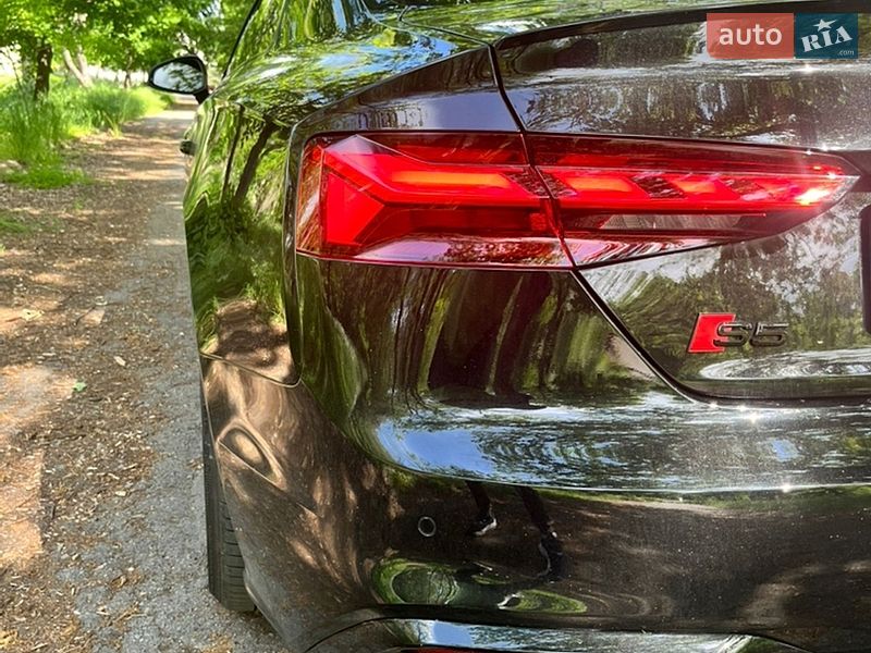 Купе Audi S5 2022 в Павлограде