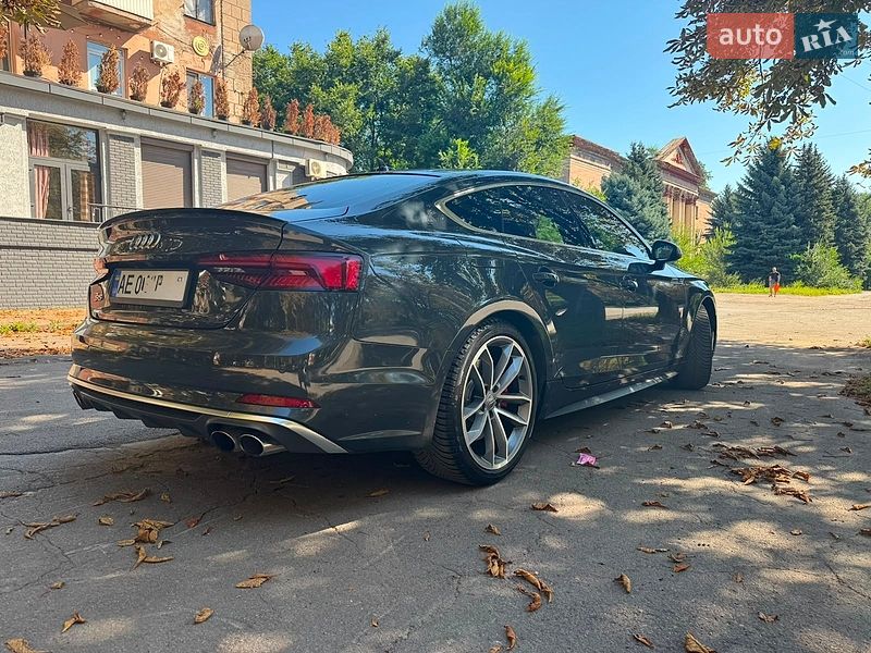 Audi S5