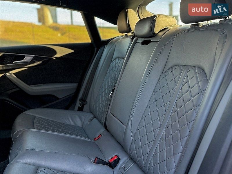 Купе Audi S5 2018 в Киеве фото 11 Купе Audi S5 2018 в Киеве