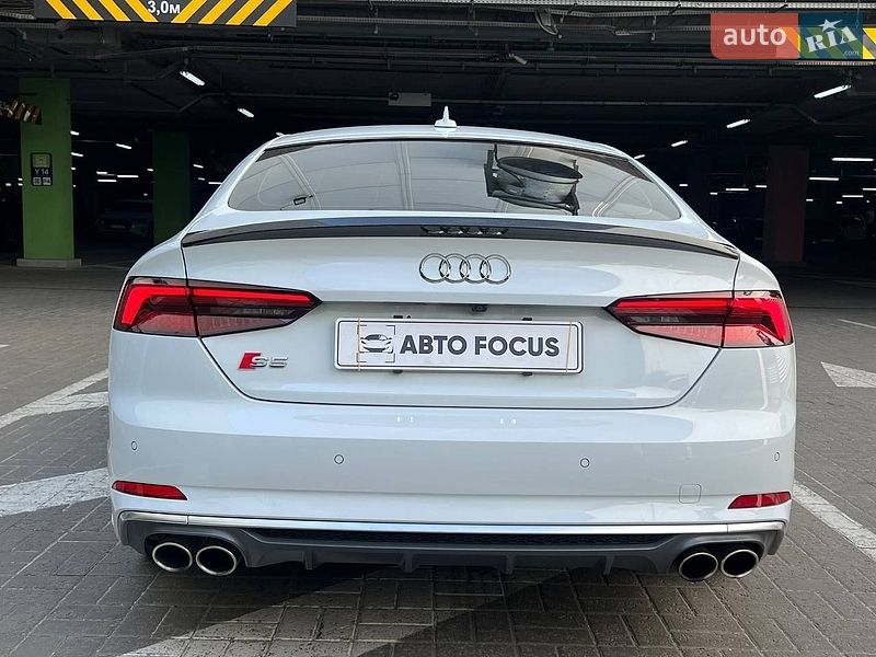 Купе Audi S5 2018 в Києві