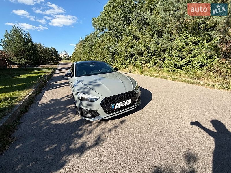 Купе Audi S5 2022 в Ровно