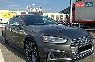Купе Audi S5 2018 в Киеве