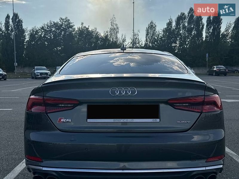 Купе Audi S5 2018 в Киеве