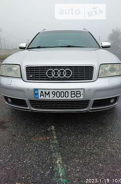 Audi S6  2001