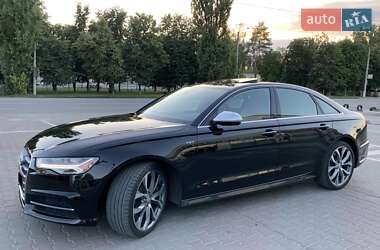 Audi S6  2015