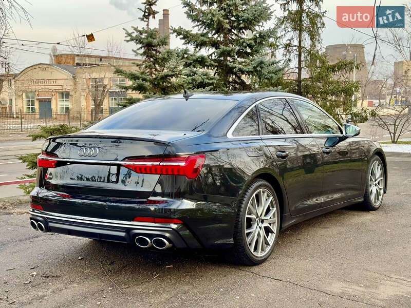 Легковые Audi S6