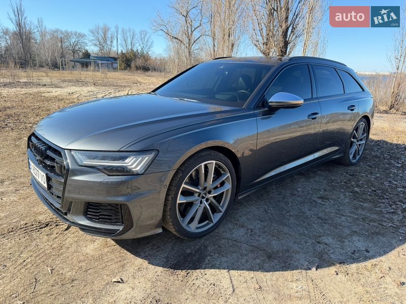 Універсал Audi S6
