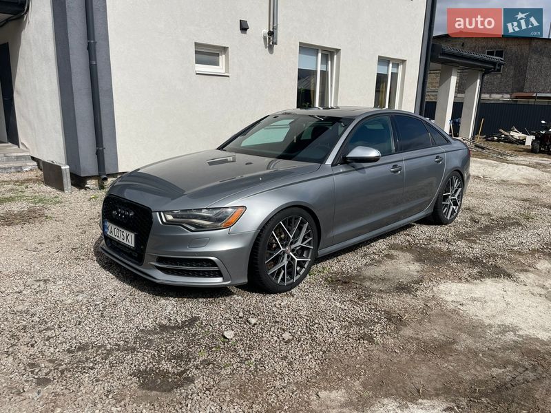 Седан Audi S6