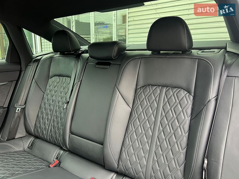 Седан Audi S6 2025 в Києві