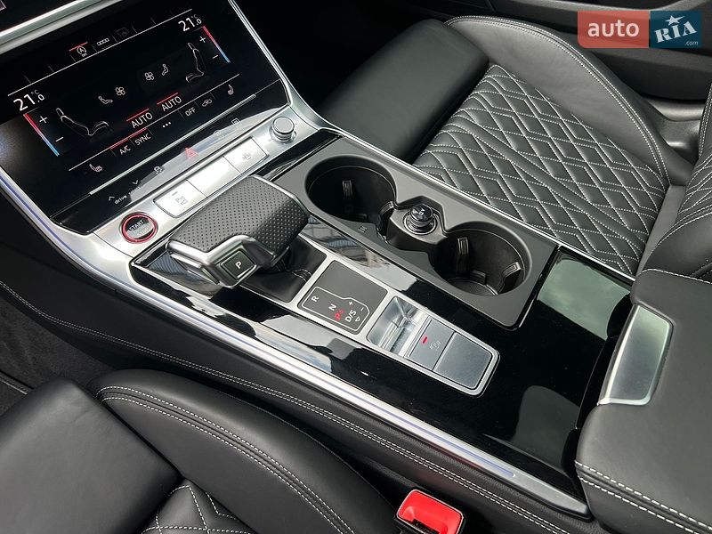 Седан Audi S6 2025 в Києві