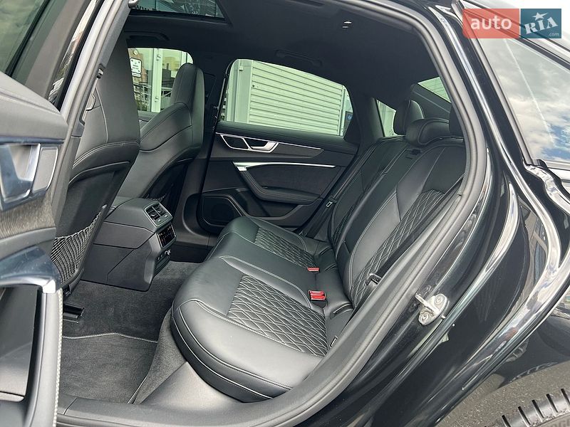 Седан Audi S6 2025 в Києві