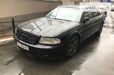 Audi S8 4.2i V8  2000