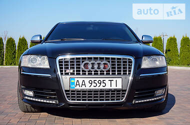 Audi S8  2009