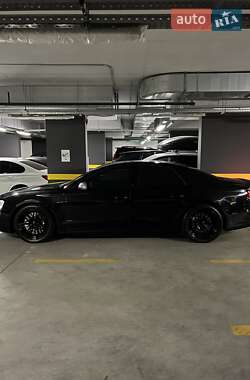 Audi S8  2012