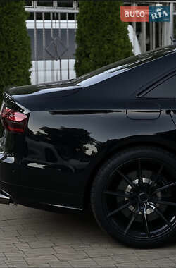 Audi S8  2017