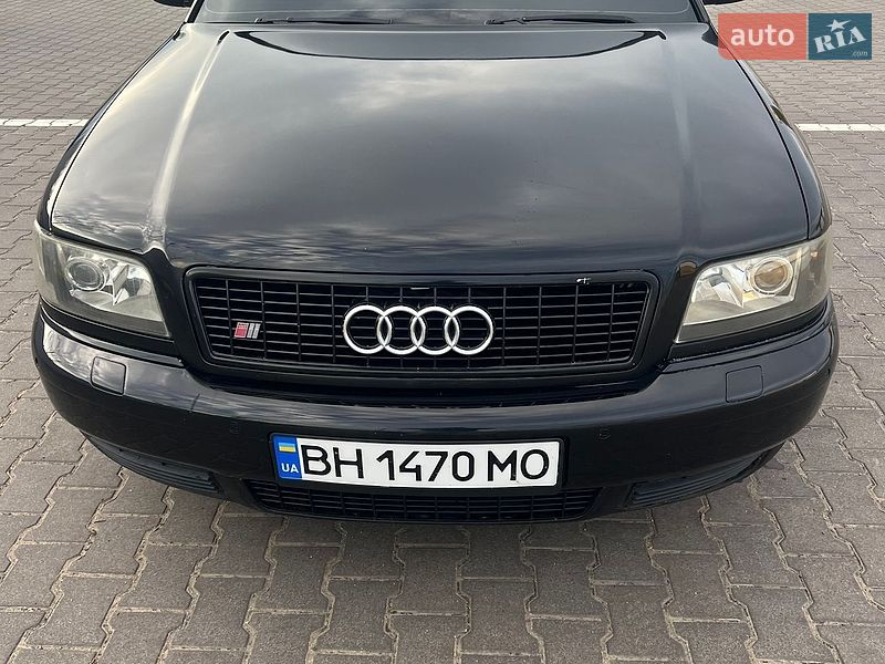 Audi S8