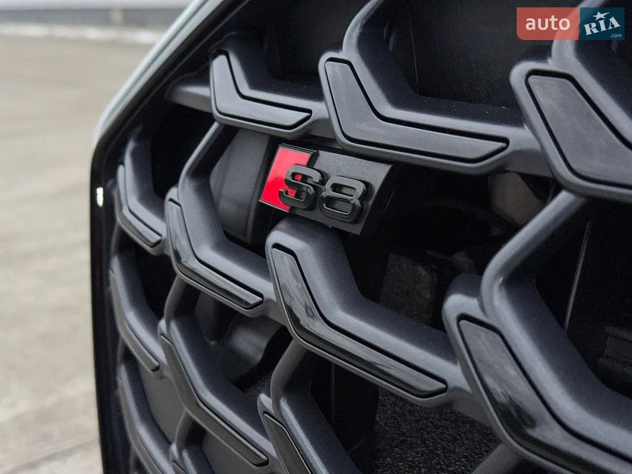 2023 Audi S8 - мініатюра 4