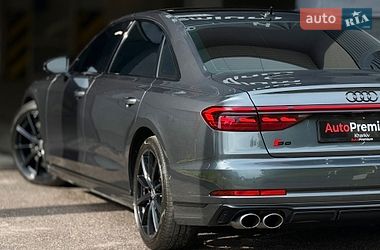 Седан Audi S8 2022 в Харькове