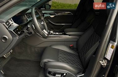 Седан Audi S8 2022 в Харькове