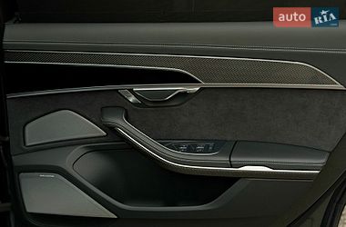 Седан Audi S8 2022 в Харькове