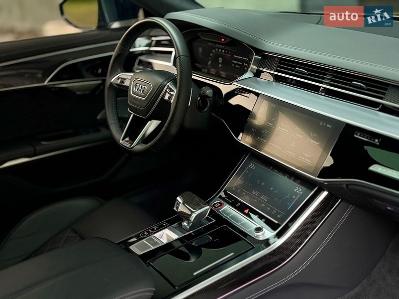 Седан Audi S8 2022 в Харькове