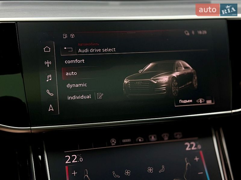 Седан Audi S8 2022 в Харькове