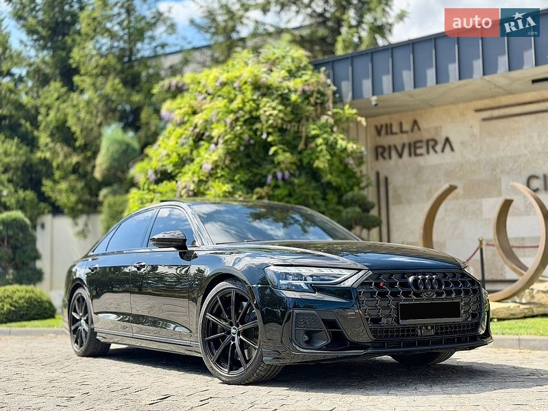 Седан Audi S8 2024 в Львове фото Седан Audi S8 2024 в Львове