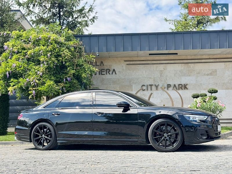 Седан Audi S8 2024 в Львове фото 17 Седан Audi S8 2024 в Львове