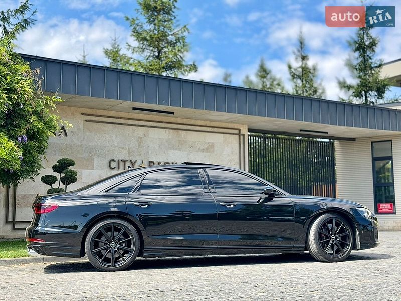Седан Audi S8 2024 в Львове фото 19 Седан Audi S8 2024 в Львове