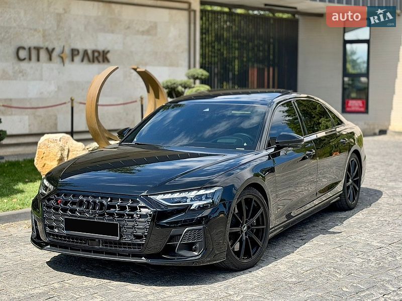 Седан Audi S8 2024 в Львове фото 9 Седан Audi S8 2024 в Львове