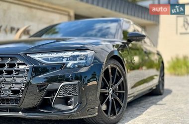 Седан Audi S8 2024 в Львове фото 10 Седан Audi S8 2024 в Львове