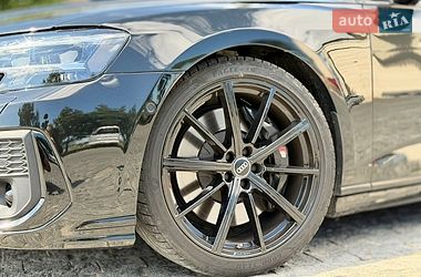 Седан Audi S8 2024 в Львове фото 53 Седан Audi S8 2024 в Львове