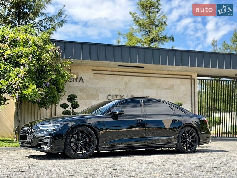 Седан Audi S8 2024 в Львове фото 20 Седан Audi S8 2024 в Львове