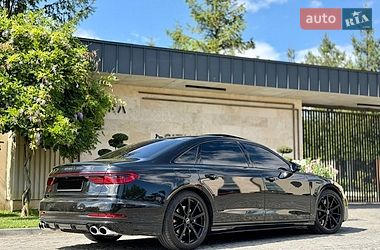 Седан Audi S8 2024 в Львове фото 42 Седан Audi S8 2024 в Львове