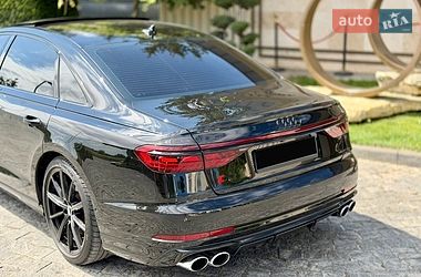 Седан Audi S8 2024 в Львове фото 45 Седан Audi S8 2024 в Львове