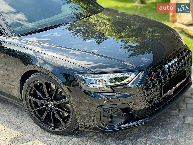 Седан Audi S8 2024 в Львове фото 11 Седан Audi S8 2024 в Львове