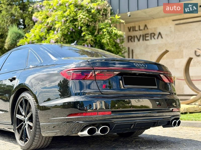 Седан Audi S8 2024 в Львове фото 44 Седан Audi S8 2024 в Львове