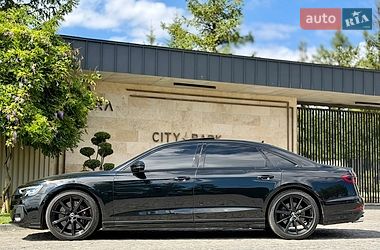 Седан Audi S8 2024 в Львове фото 25 Седан Audi S8 2024 в Львове