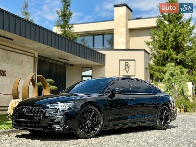 Седан Audi S8 2024 в Львове фото 27 Седан Audi S8 2024 в Львове