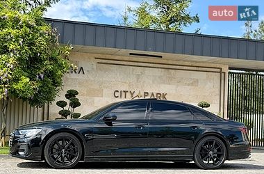 Седан Audi S8 2024 в Львове фото 30 Седан Audi S8 2024 в Львове