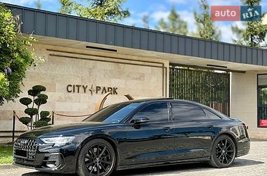 Седан Audi S8 2024 в Львове фото 31 Седан Audi S8 2024 в Львове