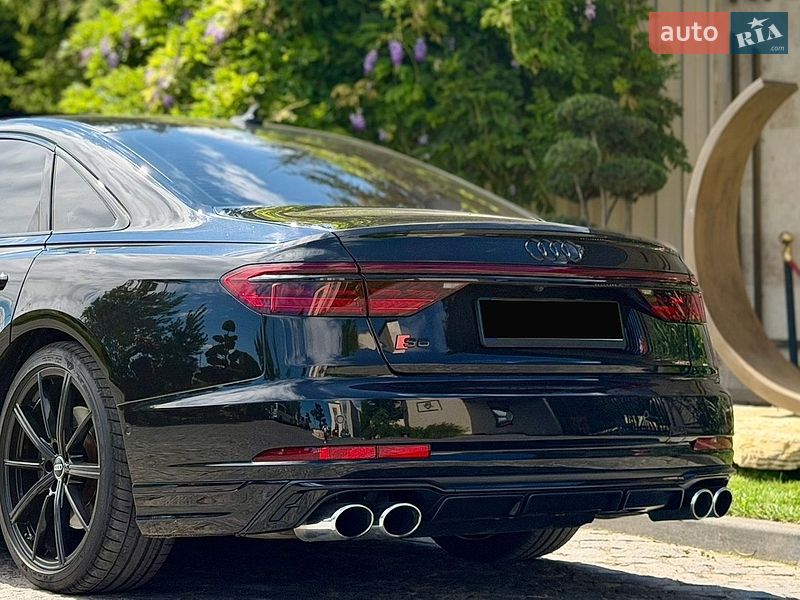 Седан Audi S8 2024 в Львове фото 47 Седан Audi S8 2024 в Львове