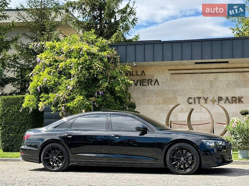 Седан Audi S8 2024 в Львове фото 35 Седан Audi S8 2024 в Львове