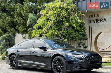 Седан Audi S8 2024 в Львове фото 14 Седан Audi S8 2024 в Львове